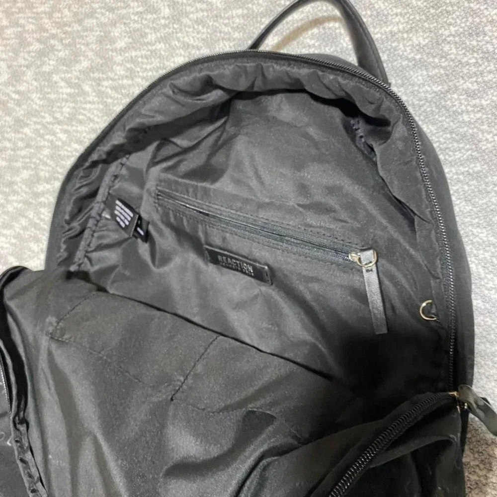 Kenneth Kole black pack. SKU-A74